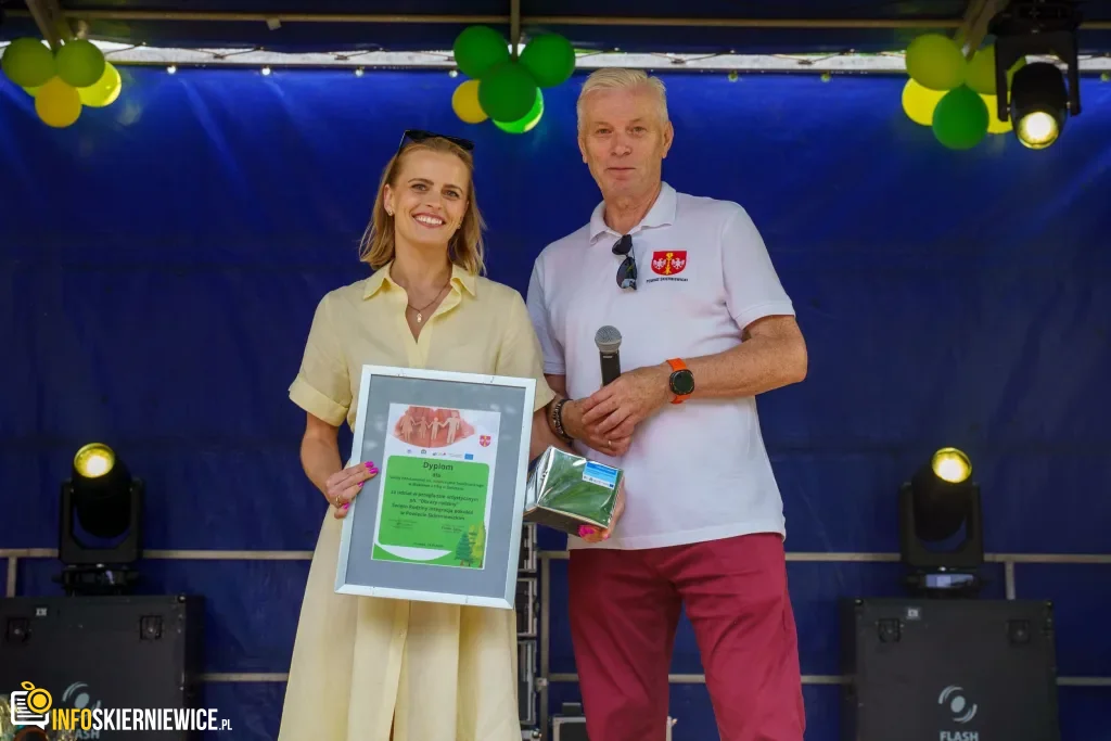W niedzielę 24 maja w Strobowie odbyła się dziesiąta edycja Święta Rodziny organizowana przez Starostwo Powiatowe w Skierniewicach. Zobacz podsumowanie.