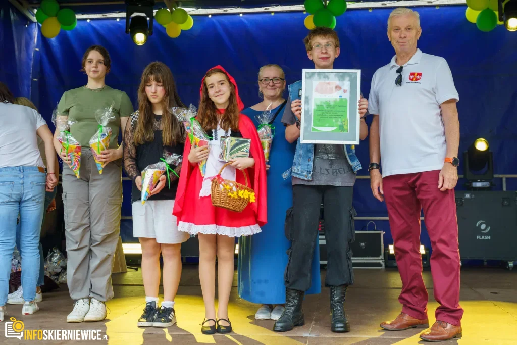 W niedzielę 24 maja w Strobowie odbyła się dziesiąta edycja Święta Rodziny organizowana przez Starostwo Powiatowe w Skierniewicach. Zobacz podsumowanie.
