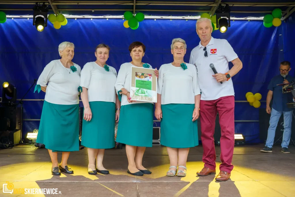 W niedzielę 24 maja w Strobowie odbyła się dziesiąta edycja Święta Rodziny organizowana przez Starostwo Powiatowe w Skierniewicach. Zobacz podsumowanie.