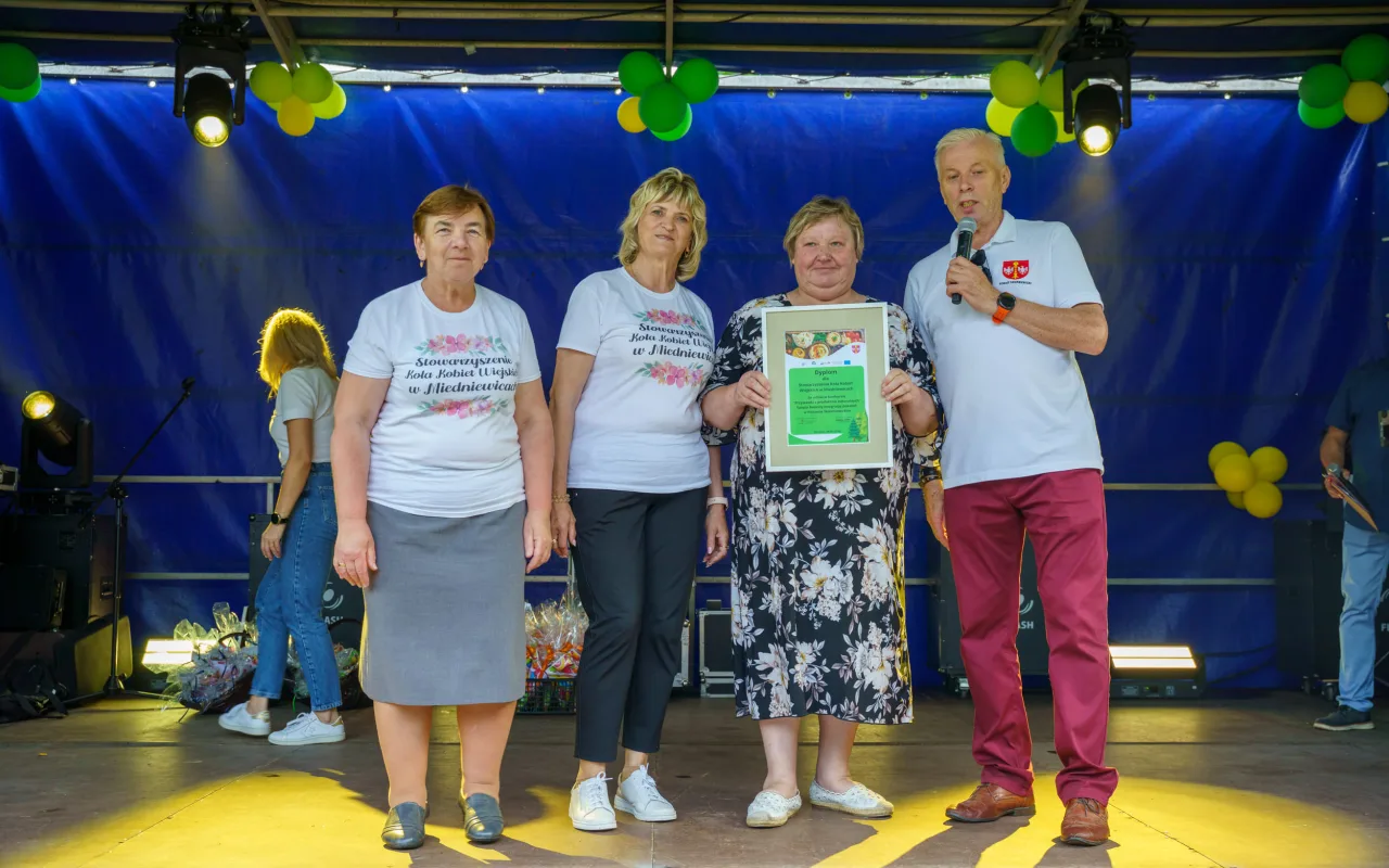 W niedzielę 24 maja w Strobowie odbyła się dziesiąta edycja Święta Rodziny organizowana przez Starostwo Powiatowe w Skierniewicach. Zobacz podsumowanie.