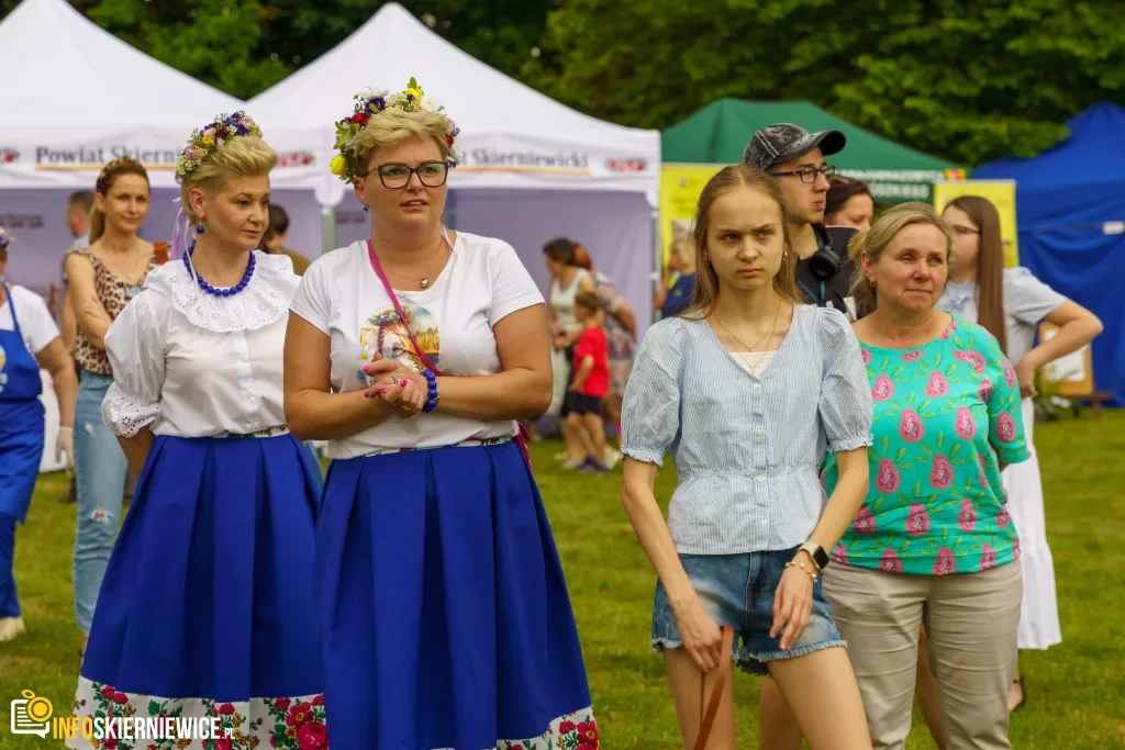 W niedzielę 24 maja w Strobowie odbyła się dziesiąta edycja Święta Rodziny organizowana przez Starostwo Powiatowe w Skierniewicach. Zobacz podsumowanie.