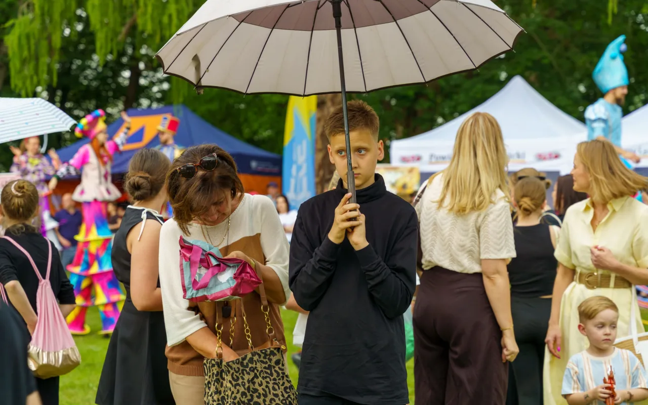 W niedzielę 24 maja w Strobowie odbyła się dziesiąta edycja Święta Rodziny organizowana przez Starostwo Powiatowe w Skierniewicach. Zobacz podsumowanie.