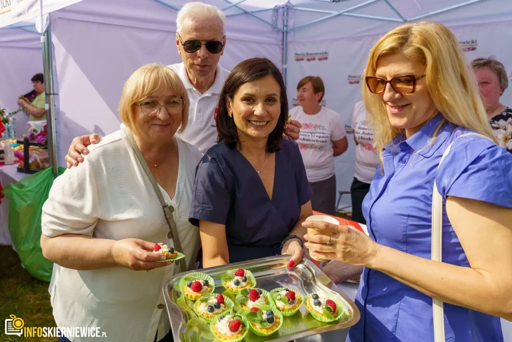 W niedzielę 24 maja w Strobowie odbyła się dziesiąta edycja Święta Rodziny organizowana przez Starostwo Powiatowe w Skierniewicach. Zobacz podsumowanie.