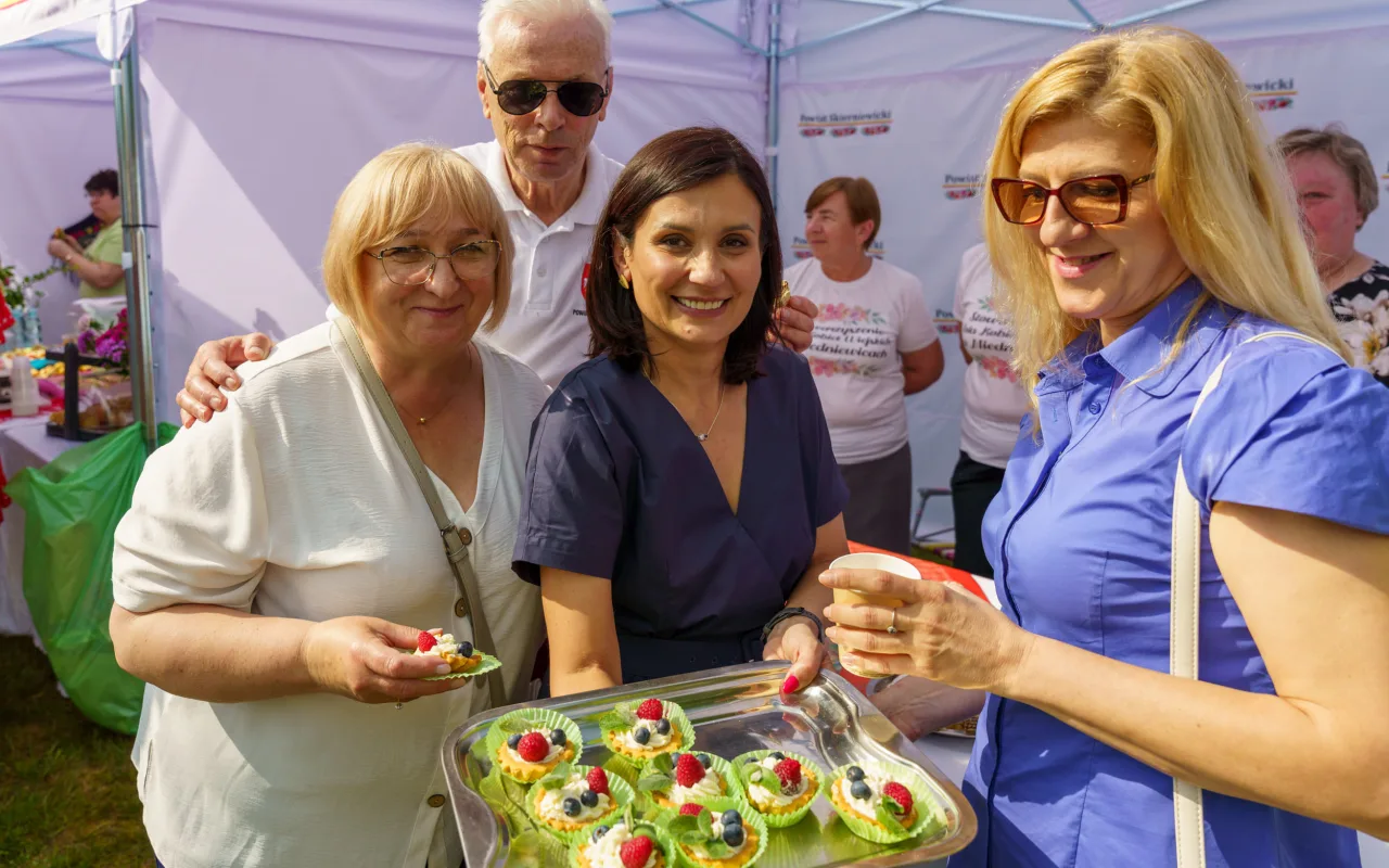 W niedzielę 24 maja w Strobowie odbyła się dziesiąta edycja Święta Rodziny organizowana przez Starostwo Powiatowe w Skierniewicach. Zobacz podsumowanie.