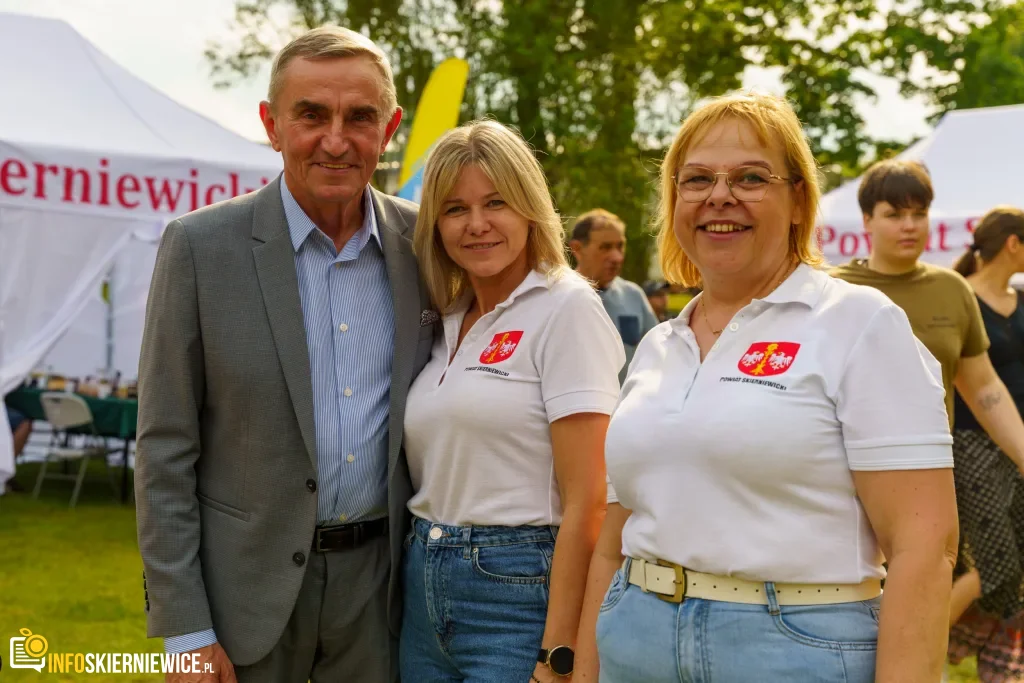 W niedzielę 24 maja w Strobowie odbyła się dziesiąta edycja Święta Rodziny organizowana przez Starostwo Powiatowe w Skierniewicach. Zobacz podsumowanie.