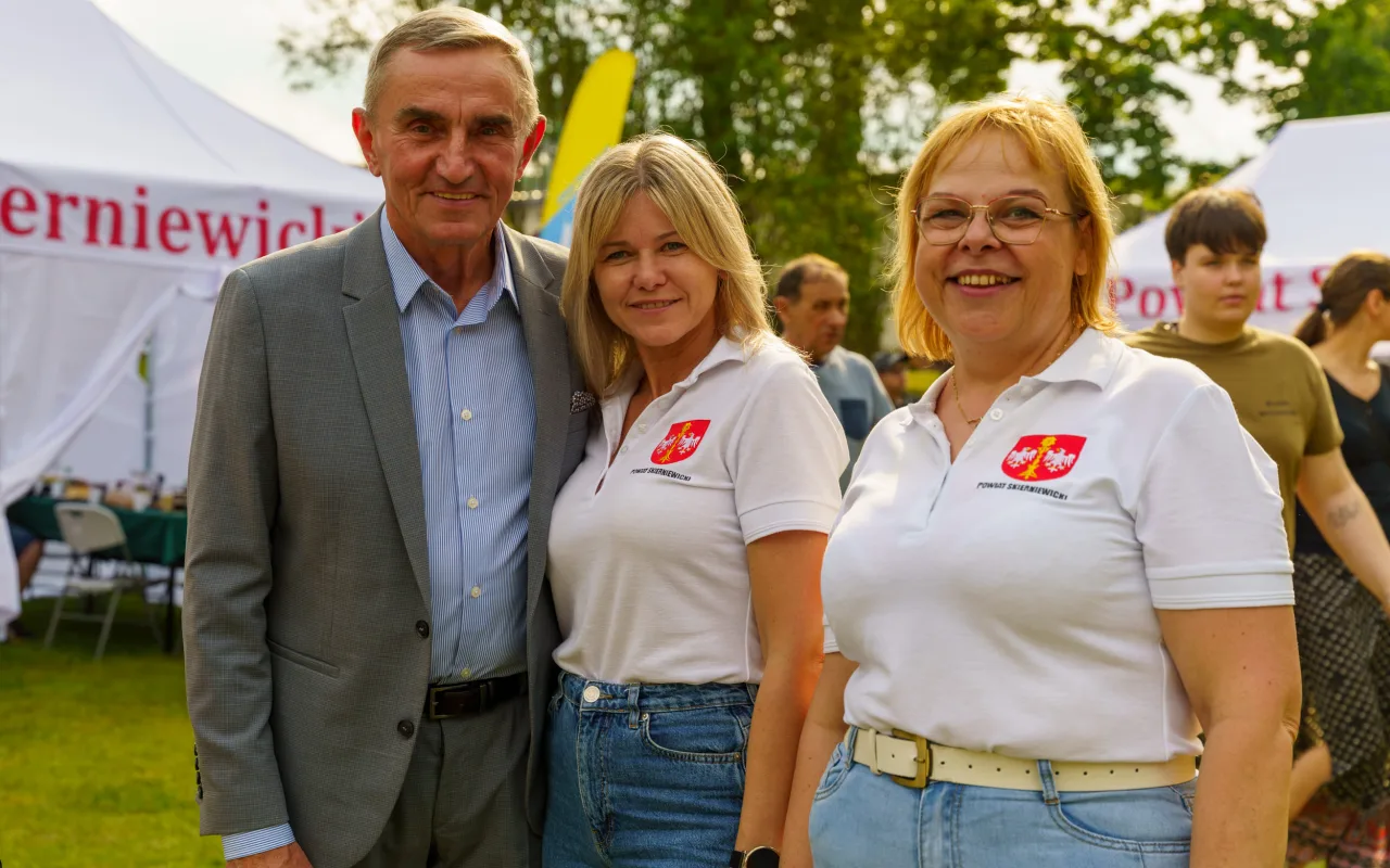 W niedzielę 24 maja w Strobowie odbyła się dziesiąta edycja Święta Rodziny organizowana przez Starostwo Powiatowe w Skierniewicach. Zobacz podsumowanie.