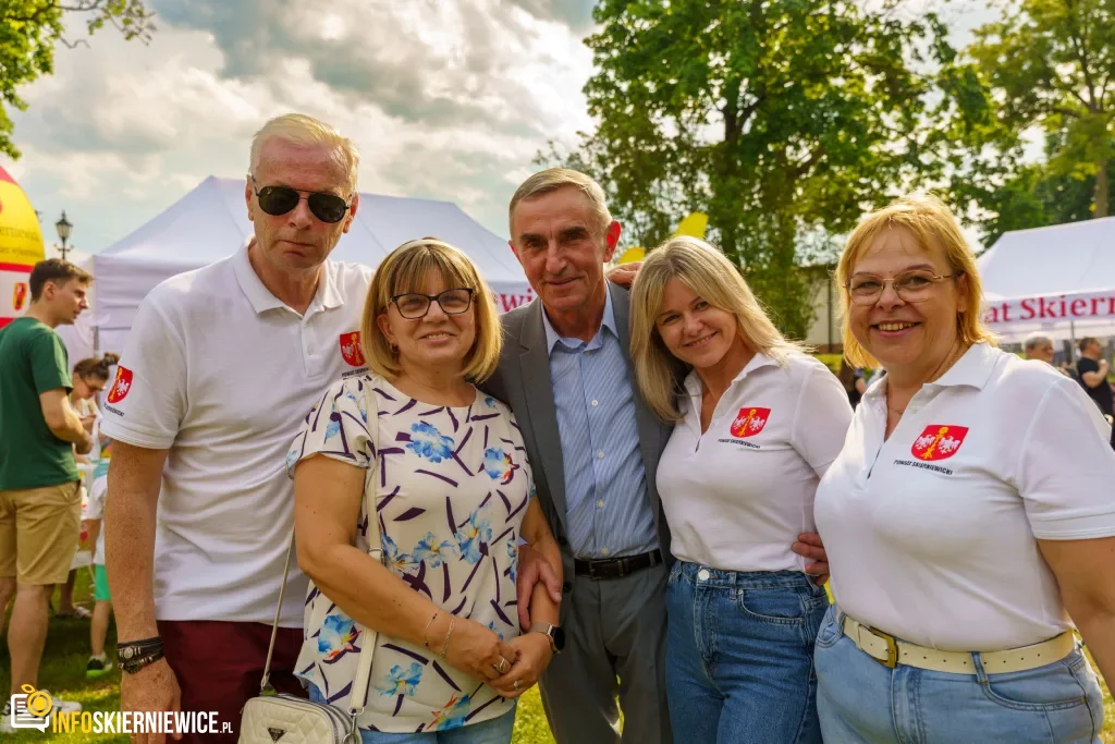 W niedzielę 24 maja w Strobowie odbyła się dziesiąta edycja Święta Rodziny organizowana przez Starostwo Powiatowe w Skierniewicach. Zobacz podsumowanie.