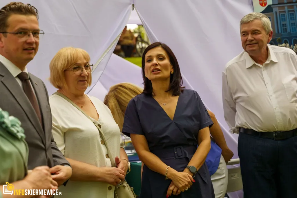 W niedzielę 24 maja w Strobowie odbyła się dziesiąta edycja Święta Rodziny organizowana przez Starostwo Powiatowe w Skierniewicach. Zobacz podsumowanie.