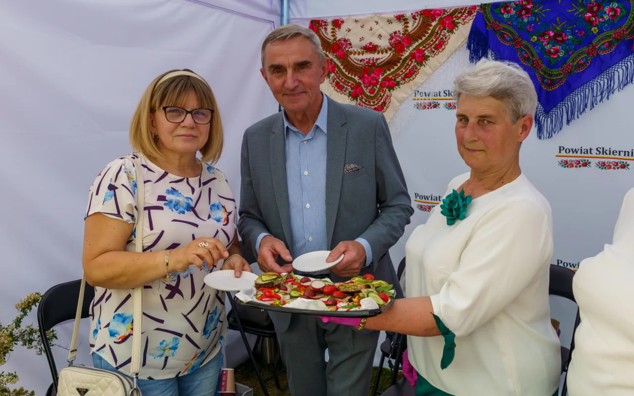 W niedzielę 24 maja w Strobowie odbyła się dziesiąta edycja Święta Rodziny organizowana przez Starostwo Powiatowe w Skierniewicach. Zobacz podsumowanie.