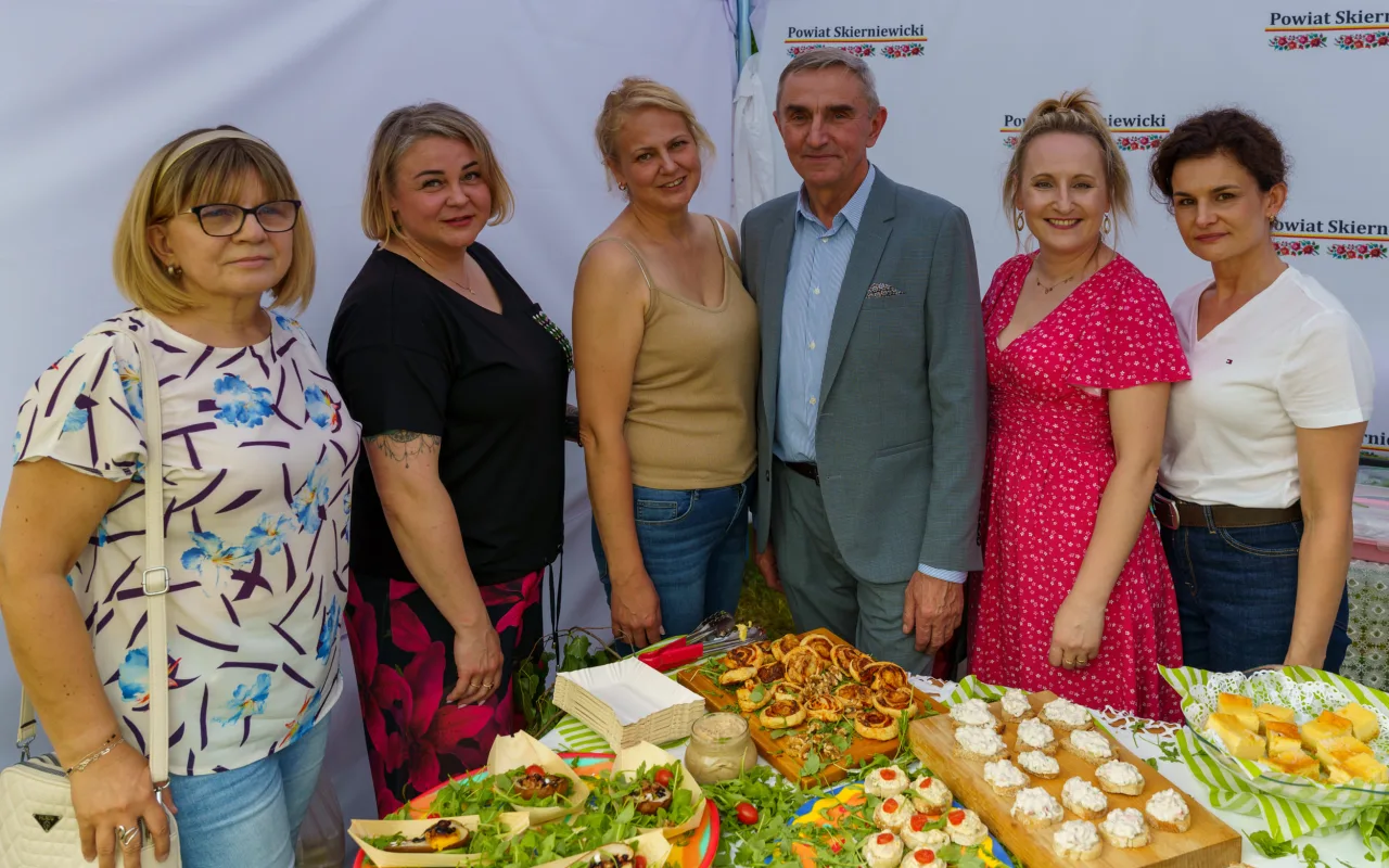 W niedzielę 24 maja w Strobowie odbyła się dziesiąta edycja Święta Rodziny organizowana przez Starostwo Powiatowe w Skierniewicach. Zobacz podsumowanie.