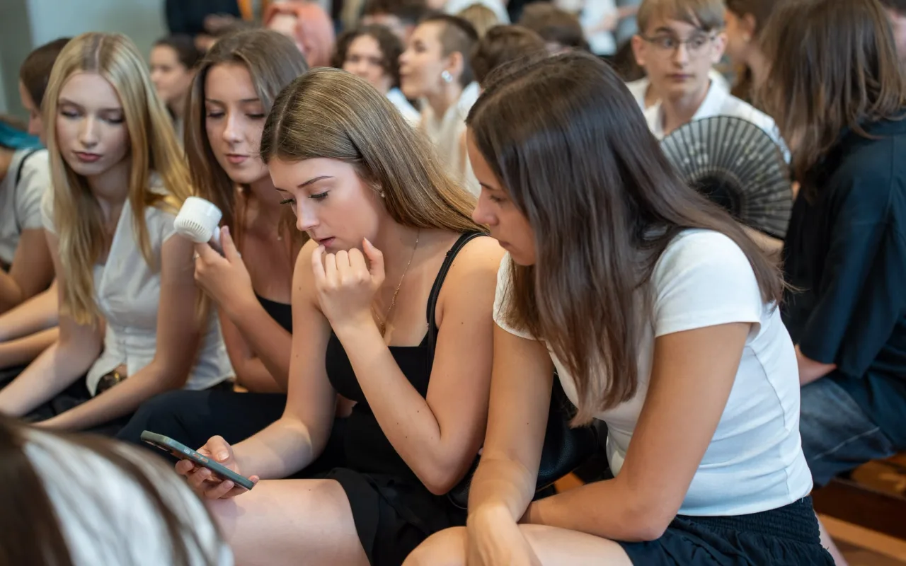 Ostatni dzwonek dla 7500 uczniów w Skierniewicach. Tak SP 5 i „Ekonomik” pożegnały rok szkolny — zdjęcie 13 z 52