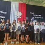 19 zakonczenie roku klasy 3 i 8 sp2 skierniewic