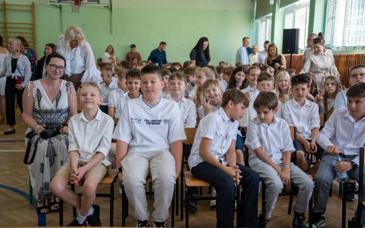 Ostatni dzwonek dla 7500 uczniów w Skierniewicach. Tak SP 5 i „Ekonomik” pożegnały rok szkolny — zdjęcie 23 z 52