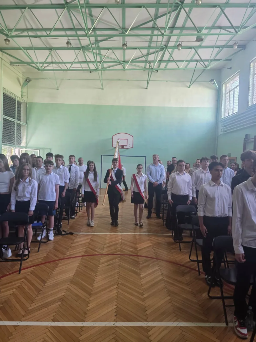 27 zakonczenie roku klasy 3 i 8 sp2 skierniewic