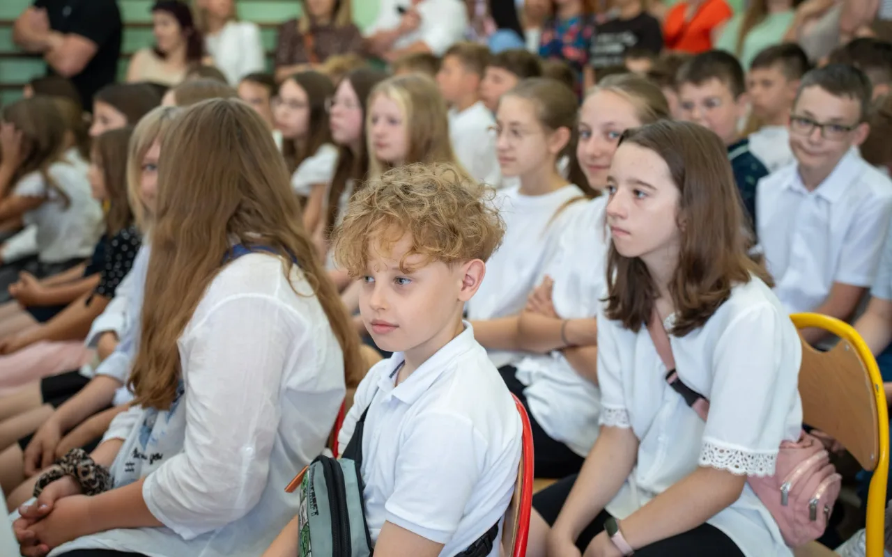 Ostatni dzwonek dla 7500 uczniów w Skierniewicach. Tak SP 5 i „Ekonomik” pożegnały rok szkolny — zdjęcie 41 z 52