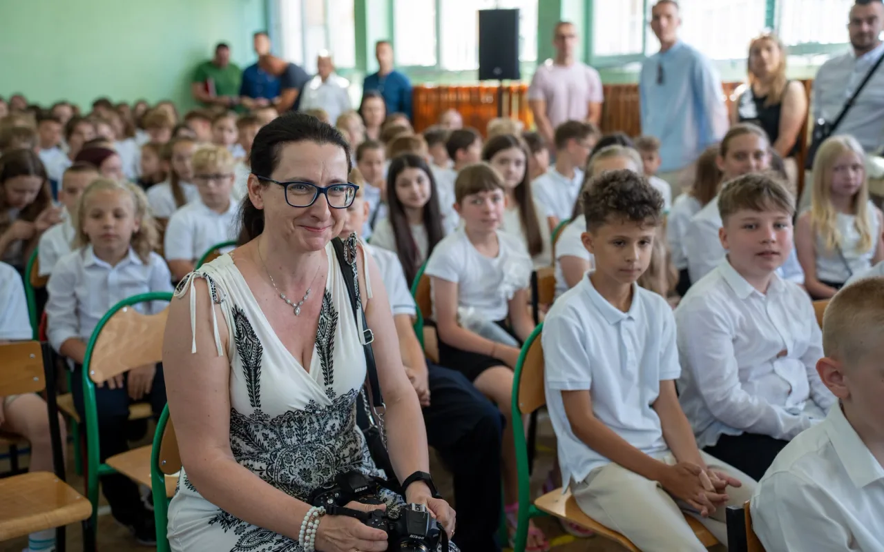Ostatni dzwonek dla 7500 uczniów w Skierniewicach. Tak SP 5 i „Ekonomik” pożegnały rok szkolny — zdjęcie 42 z 52
