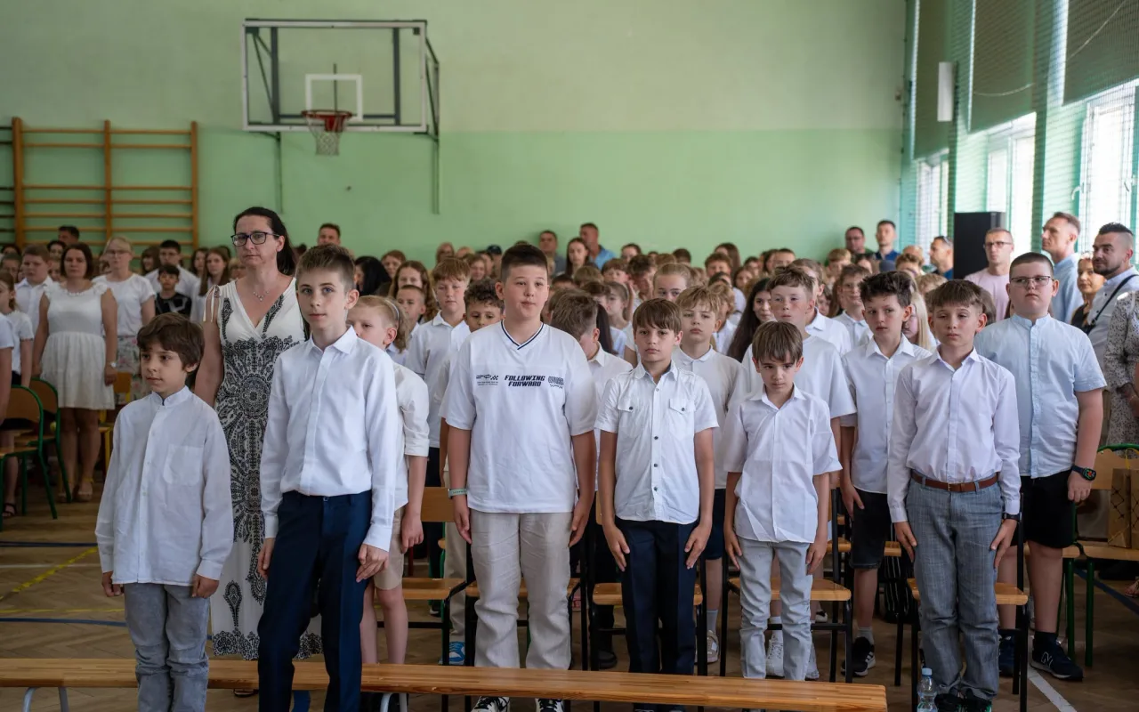 Ostatni dzwonek dla 7500 uczniów w Skierniewicach. Tak SP 5 i „Ekonomik” pożegnały rok szkolny — zdjęcie 44 z 52
