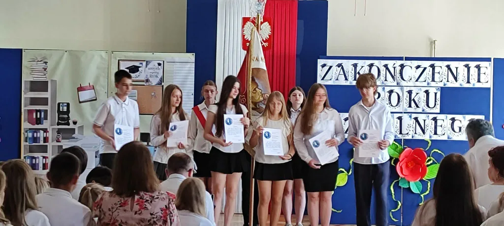 47 zakonczenie roku klasy 6 7 8 sp4 skierniewice 2