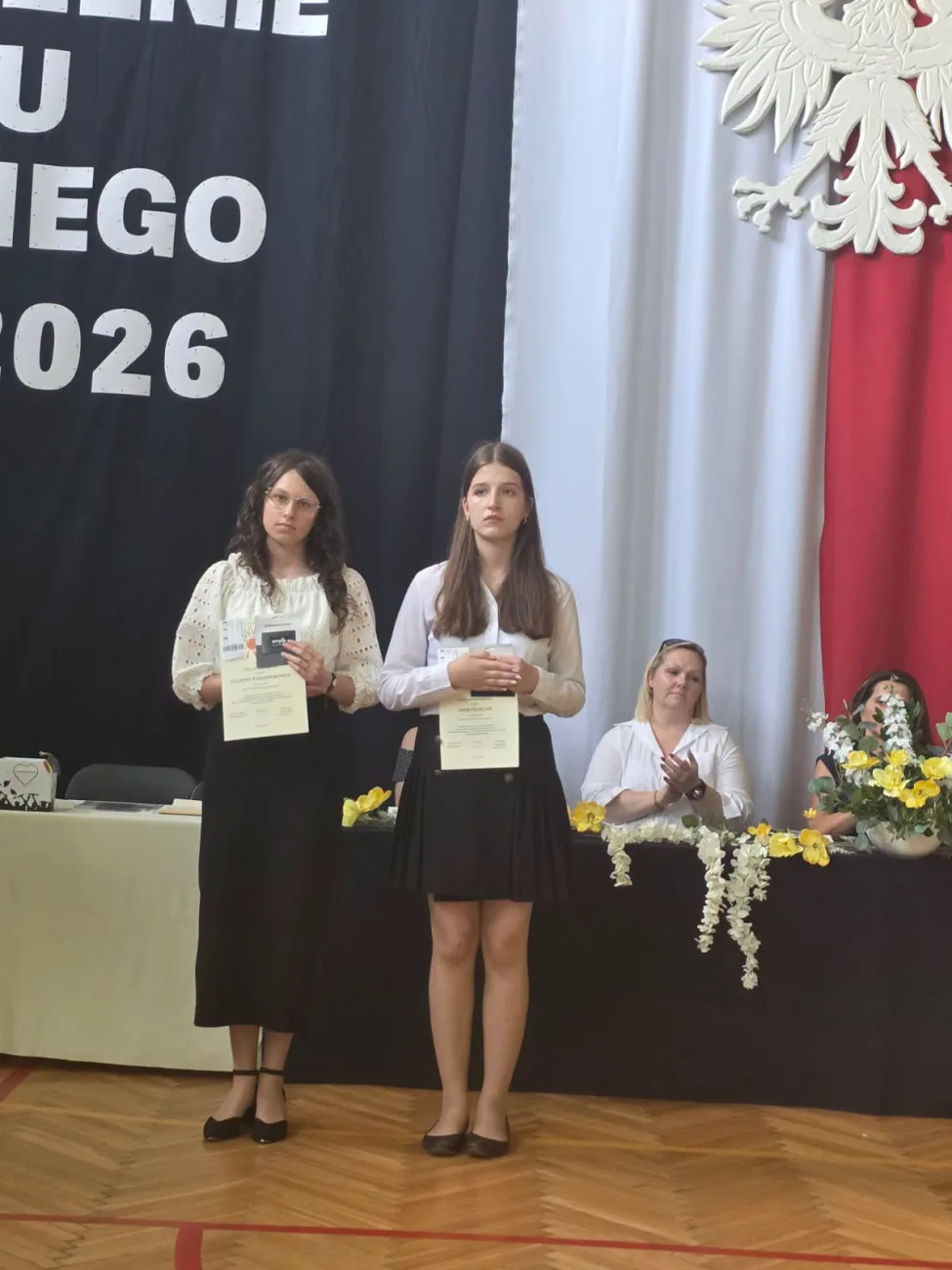 4 zakonczenie roku klasy 3 i 8 sp2 skierniewic