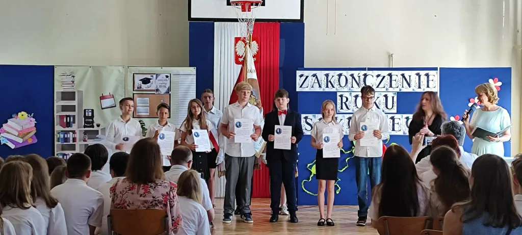 52 zakonczenie roku klasy 6 7 8 sp4 skierniewice 2