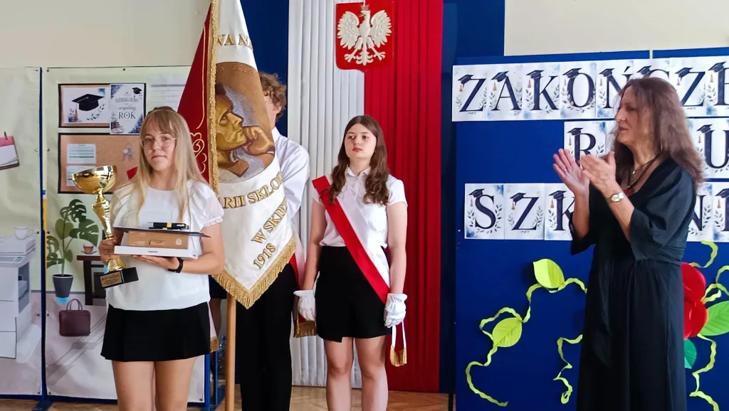 54 zakonczenie roku klasy 6 7 8 sp4 skierniewice 2