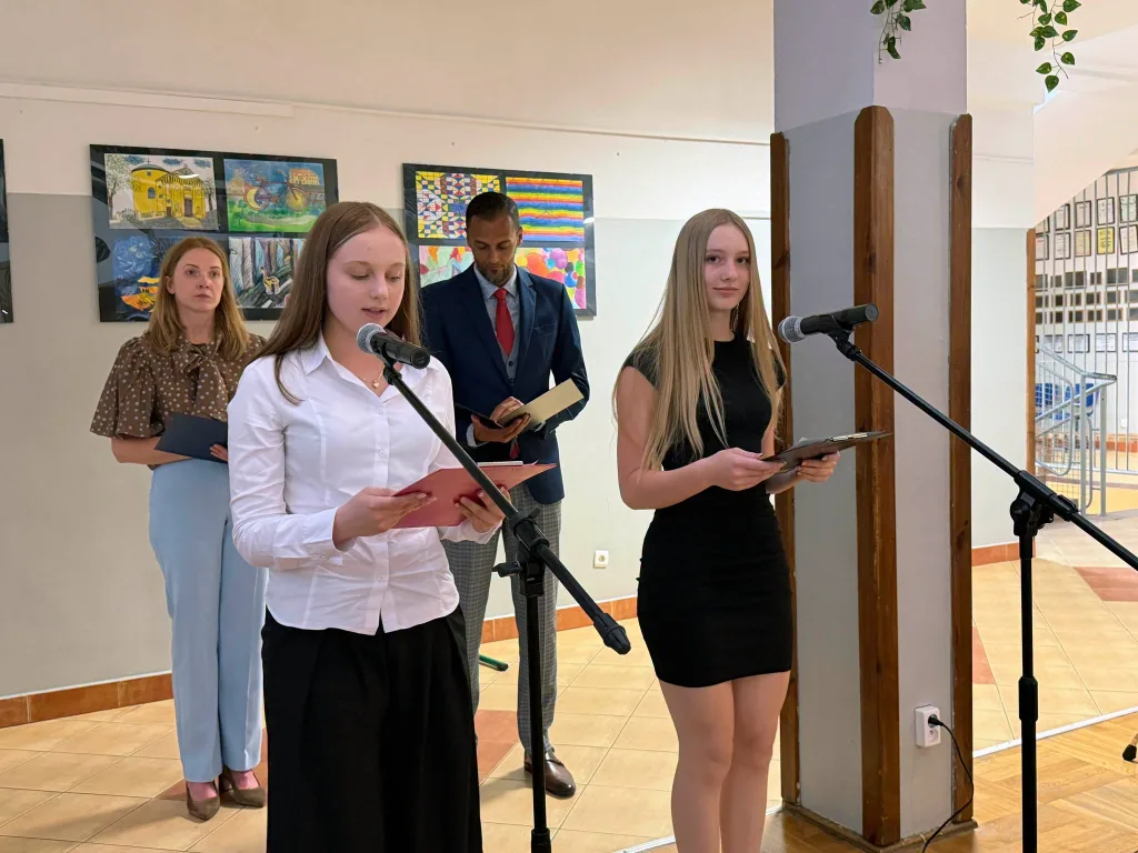 94 pozegnanie osmoklasistow sp 9 skierniewice