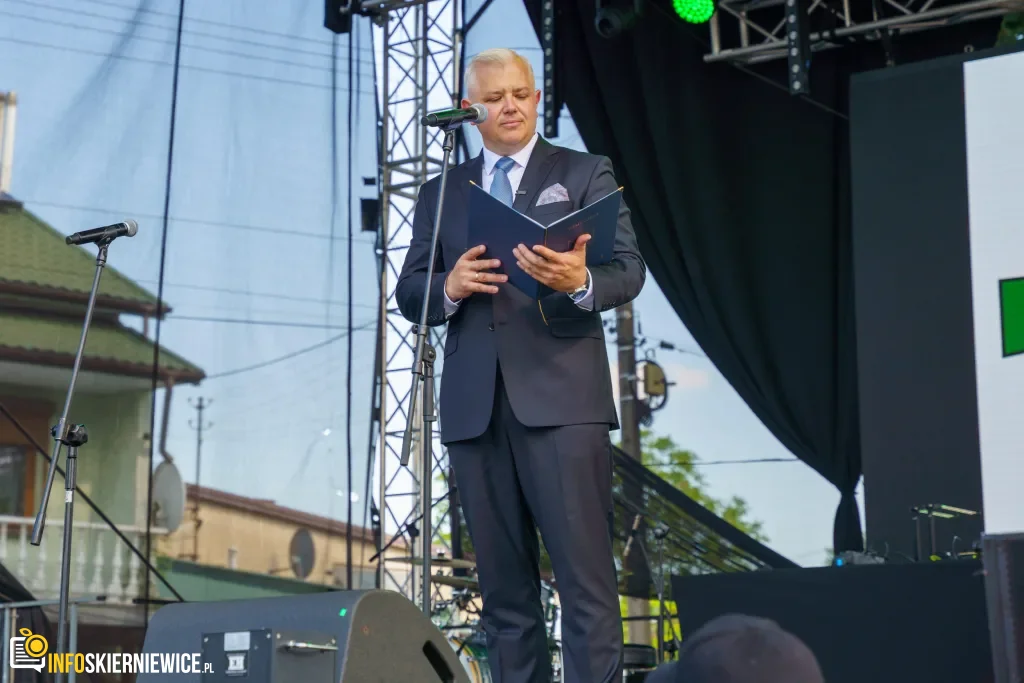 Wielki korowód przeszedł przez Lipce Reymontowskie. Zobacz zdjęcia z Dnia Reymonta 2026! 1 dnia reymonta 2026 31 z 75 1024x683 watermarked large