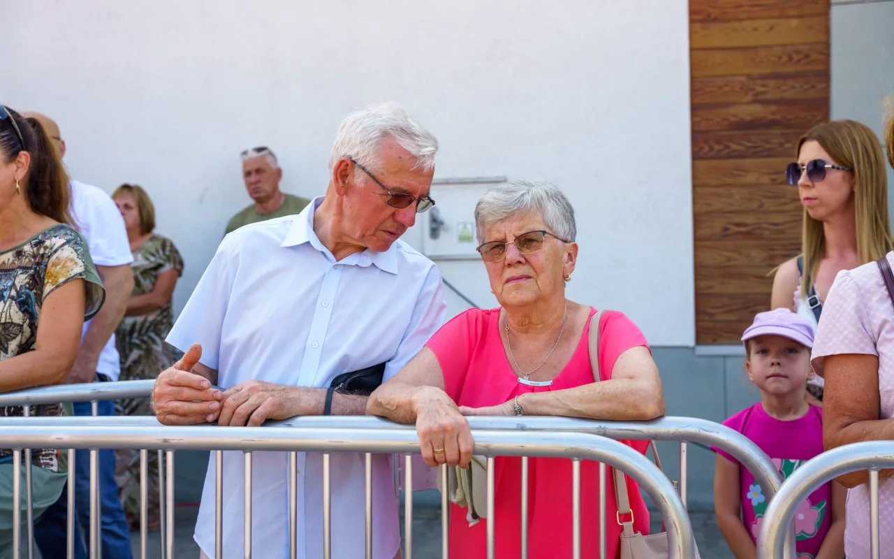 Wielki korowód przeszedł przez Lipce Reymontowskie. Zobacz zdjęcia z Dnia Reymonta 2026! — zdjęcie 34 z 75