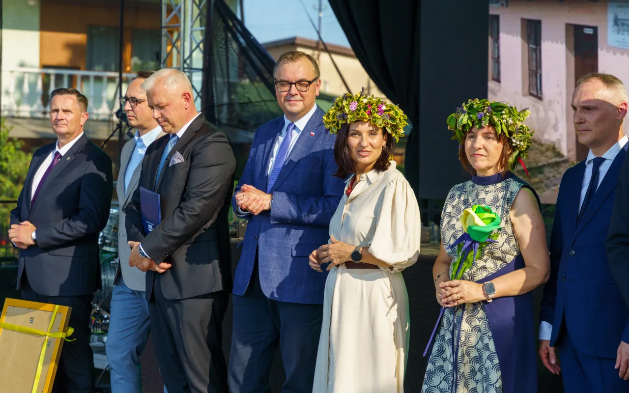 Wielki korowód przeszedł przez Lipce Reymontowskie. Zobacz zdjęcia z Dnia Reymonta 2026! — zdjęcie 43 z 75