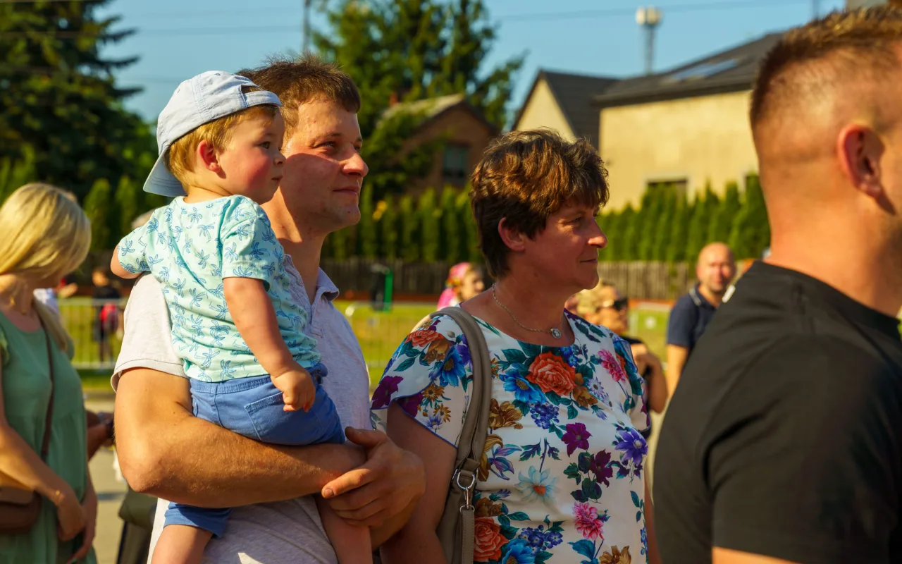 Wielki korowód przeszedł przez Lipce Reymontowskie. Zobacz zdjęcia z Dnia Reymonta 2026! — zdjęcie 70 z 75