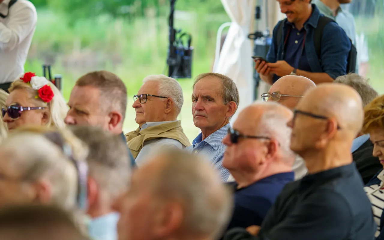 Jarosław Kaczyński i Przemysław Czarnek podczas konwencji programowej w Świętych Nowakach, gmina Maków, powiat skierniewicki