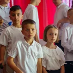 ostatni dzwonek w sp 1 w skierniewicach uczniowie oficjalnie rozpoczeli wakacje 1 z 39
