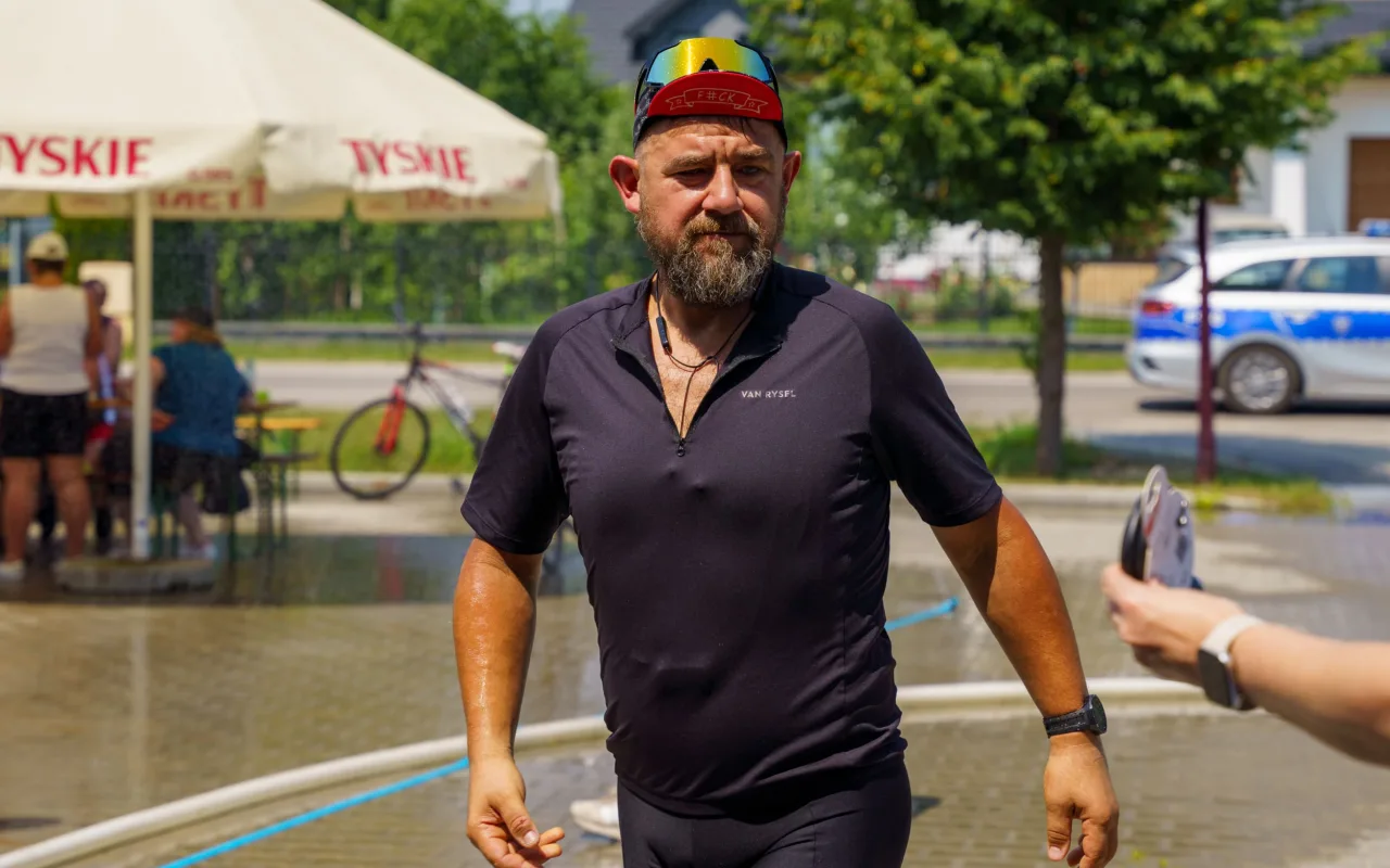 [ZDJĘCIA] Powiatowy Rajd Lata 2026 za nami. Upał nie zniechęcił rowerzystów — zdjęcie 92 z 102