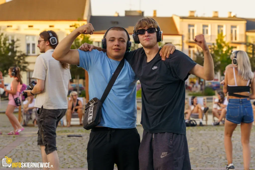 skierniewice bawily sie na music square 11 z 52 1024x683 watermarked large