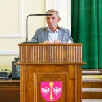 zaufania i absolutorium za 2025 12 z 18