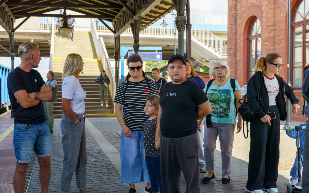 Nowoczesne pociągi na torach. Pesa Elf 3.0 w Skierniewicach i historyczna wizyta ministra — zdjęcie 33 z 75