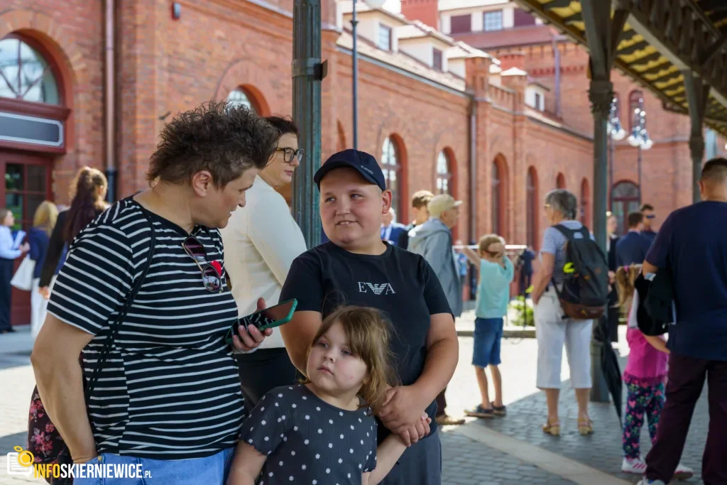 Nowoczesne Pociągi Na Torach. Pesa Elf 3.0 W Skierniewicach I Historyczna Wizyta Ministra 43