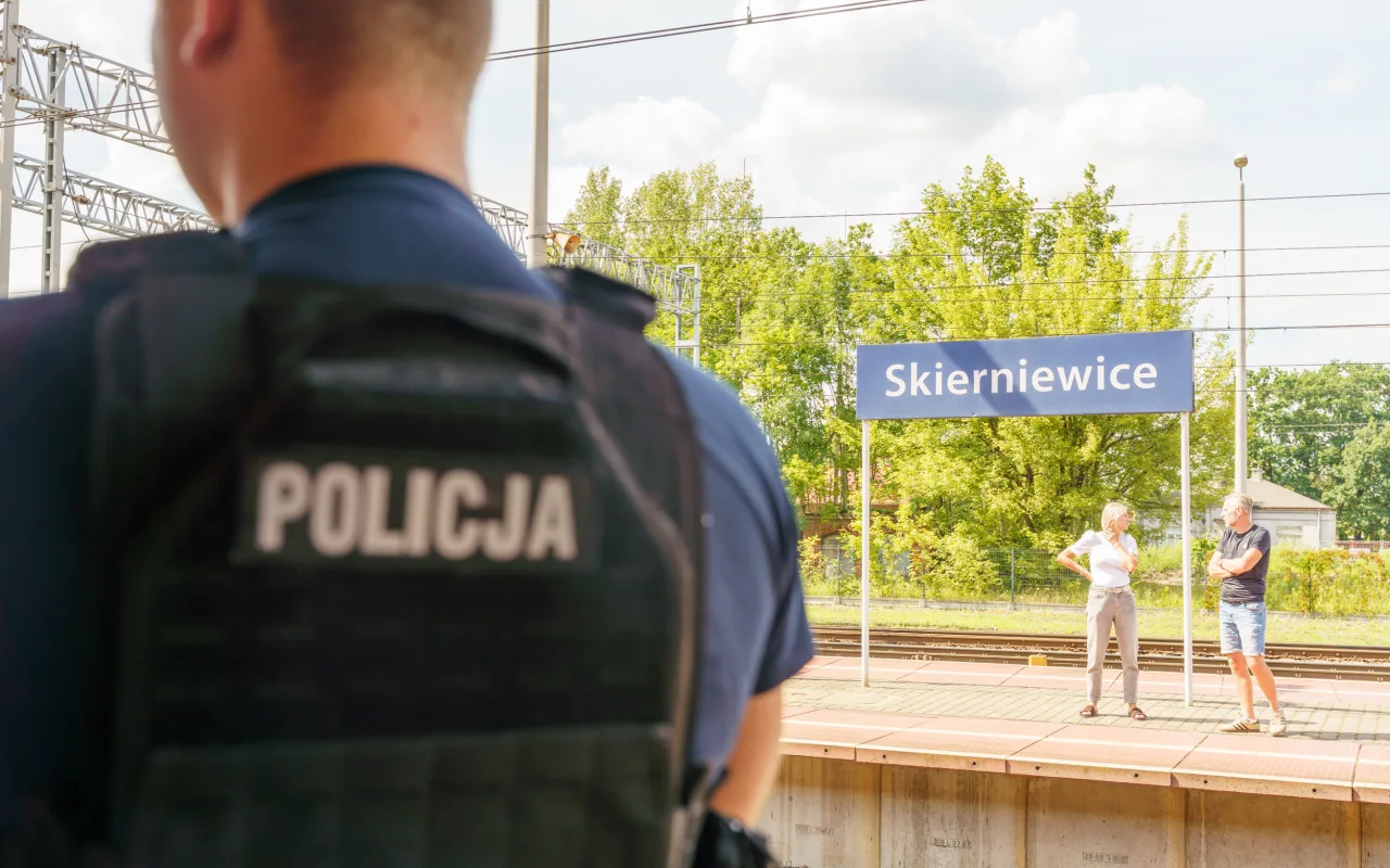 Nowoczesne pociągi na torach. Pesa Elf 3.0 w Skierniewicach i historyczna wizyta ministra — zdjęcie 45 z 75