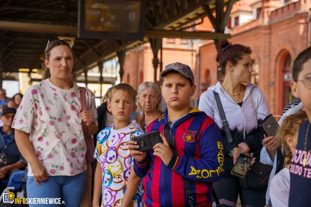 Nowoczesne Pociągi Na Torach. Pesa Elf 3.0 W Skierniewicach I Historyczna Wizyta Ministra 46