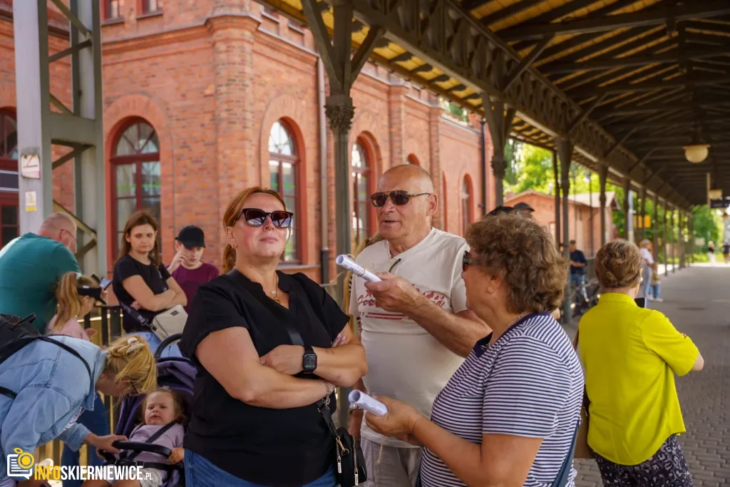 Nowoczesne Pociągi Na Torach. Pesa Elf 3.0 W Skierniewicach I Historyczna Wizyta Ministra 48