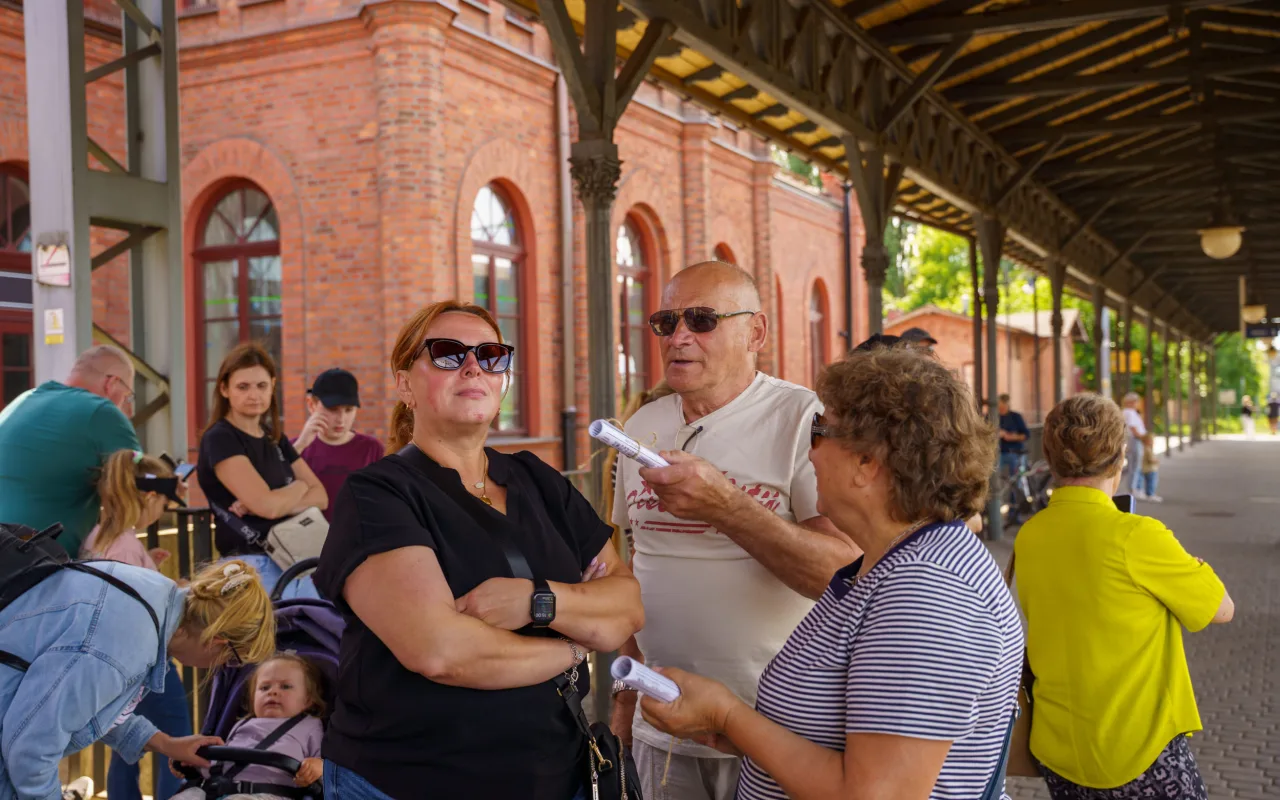 Nowoczesne pociągi na torach. Pesa Elf 3.0 w Skierniewicach i historyczna wizyta ministra — zdjęcie 48 z 75