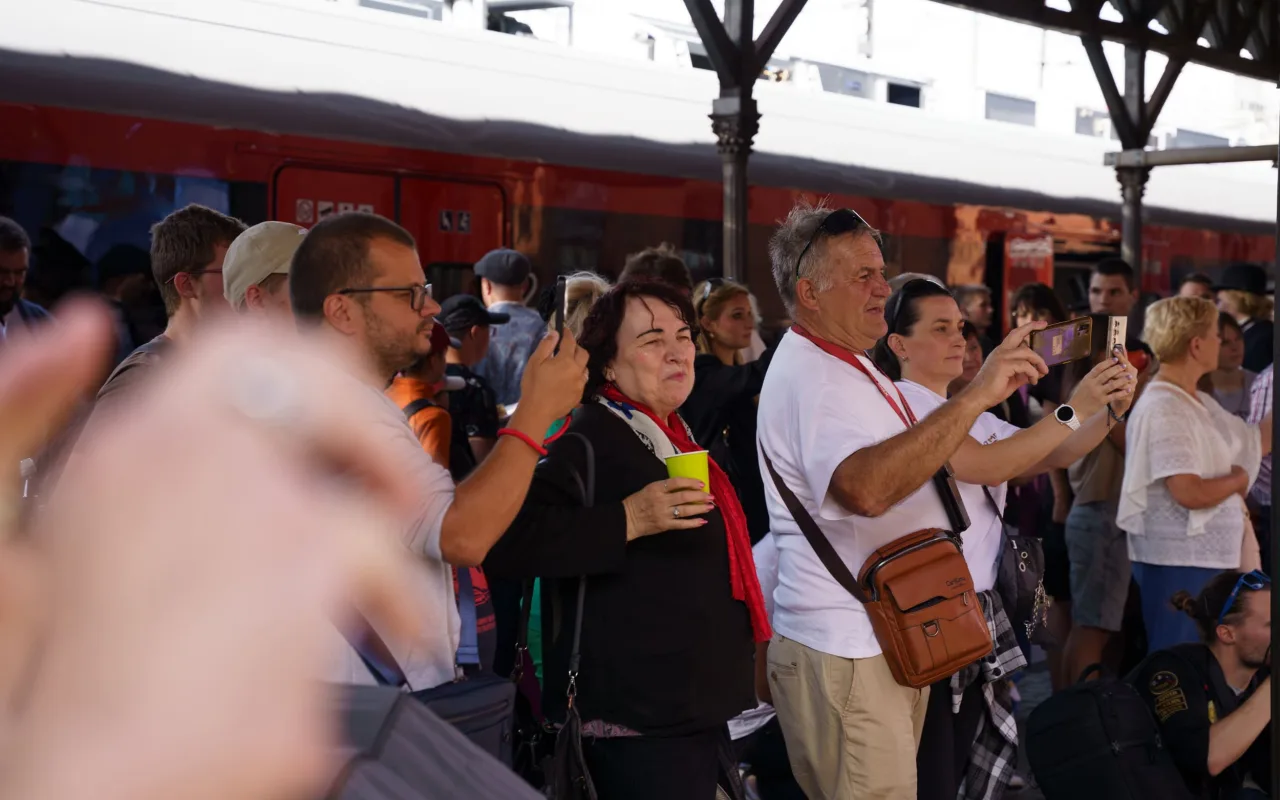 Nowoczesne pociągi na torach. Pesa Elf 3.0 w Skierniewicach i historyczna wizyta ministra — zdjęcie 75 z 75