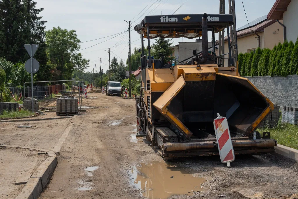 Nowy odcinek ulicy Nowomiejskiej już w asfalcie 2