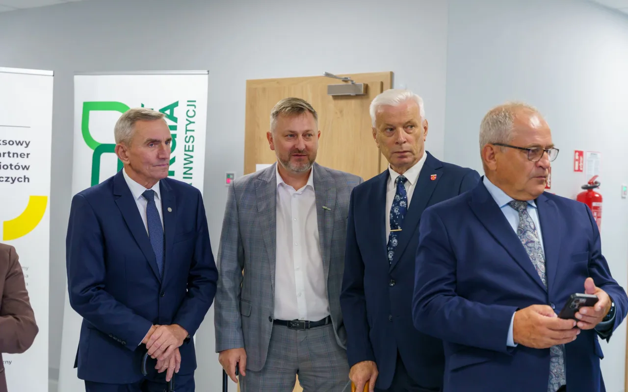 Zobacz zdjęcia nowego oddziału w szpitalu w Skierniewicach. ZOL za 23 mln zł już działa — zdjęcie 4 z 68